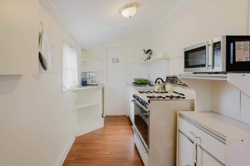 2-Bedroom Cottage #2 - Shortleaf Pine in 格雷文赫斯特