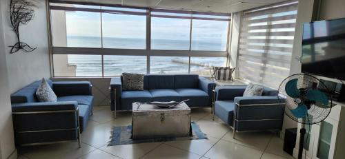 Accommodation Front - Classy 4 Sleeper with Ocean Views