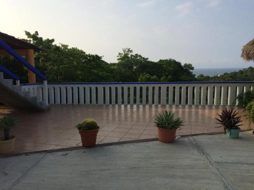 La Casita De Marlen in Playa Estacahuite