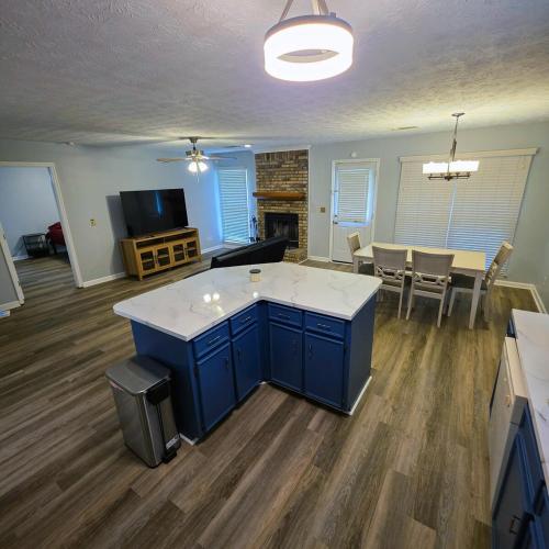 Bear Creek Bungalow in Windsor Park