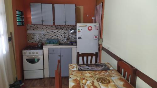 廚房, Hostel el Amanecer in 伊瓜蘇港
