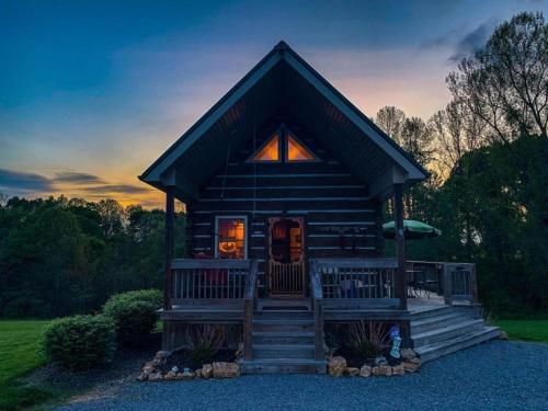 A szálláshely kívülről, Superb Cabin Rental with Private Hot Tub on Toledo Bend Lake in Louisiana in Joaquin (TX)