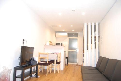 1 minute walk Shin-Imamiya Station house Private