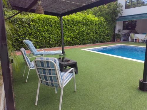 Pubi/sohvabaar, Cabaña Oporto (Cabana Oporto) in Apulo