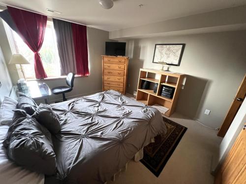Forest Park Townhome HTJM - image 6