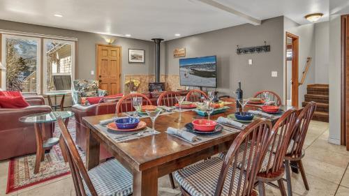 Ravens Call Chalet in Breckenridge, USA