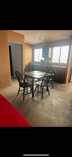 Tesis özellikleri, Casa de chapis in Ensenada