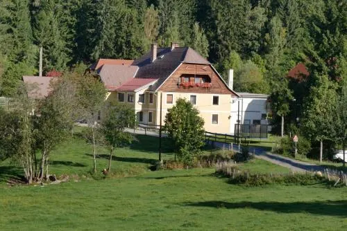 Ferienhaus Riegler in Sankt Georgen bei Neumarkt, Österreich