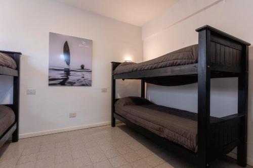 1 bunk bed