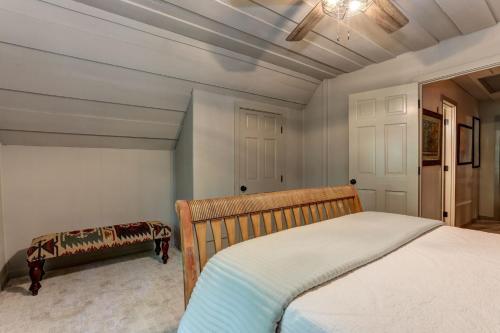 Timber Lodge - Relax in rustic luxury in Big Canoe - image 10