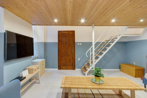 Super Central - Quiet and Cozy - image 4