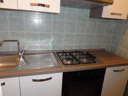 3 bedrooms, 5 beds