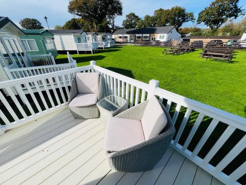 Faciliteter, 2 Bedroom Caravan FE12, Fairway, Sandown, Dog Friendly in Södra Sandown