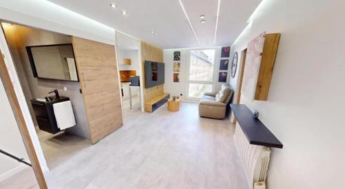 Softwave Wellness Home strasbourg with garage included, Страсбург