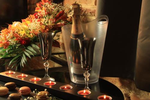 Ételek és italok, Hotel des Arts near Garonne