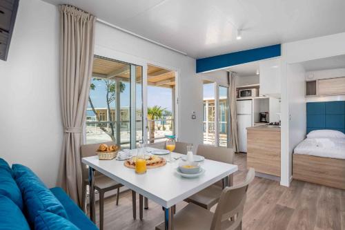 Mobilehomes in Omisalj - Insel Krk 40194 in โอมิซาลจ์