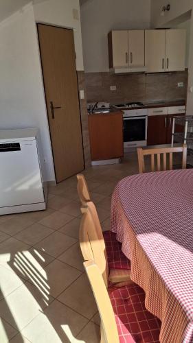 Apartments Dijana - Slano