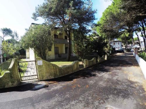 Apartment in Rosolina Mare 34035