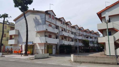 Apartment in Rosolina Mare 35638