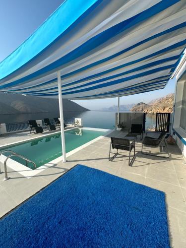 Luxury Ocean View Room in Zighy Bay