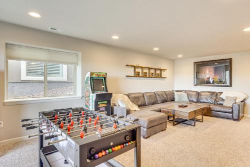 Colorado Springs Home with Game Room and Mtn Views - image 2