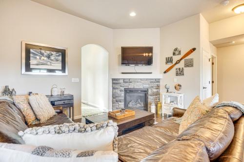 Colorado Springs Townhome with Game Room and Mtn Views in Colorado Springs, USA