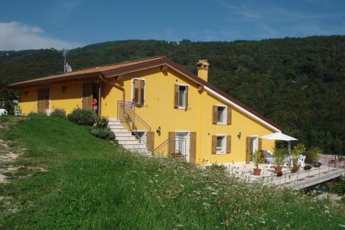  Agape, Caprino Veronese bei SantʼAnna dʼAlfaedo