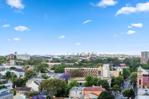 Central Redfern Home with Balcony Escape - image 13