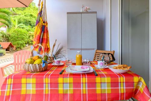 A L'Arche Bleue in Le Robert