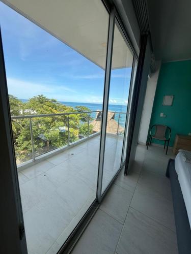 hotel vista al mar in Capurgana