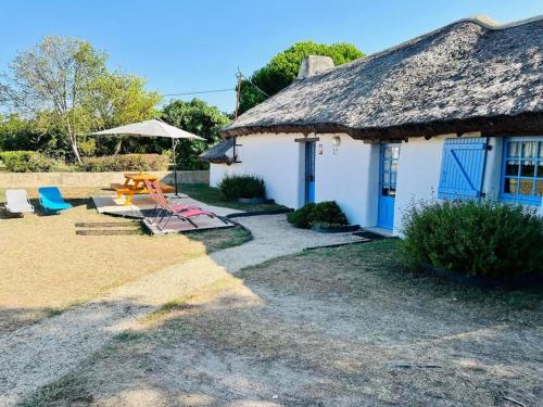 Charmante Bourrine avec Jardin Clôturé, à 3km de la Plage, Animaux Admis - FR-1-777-10