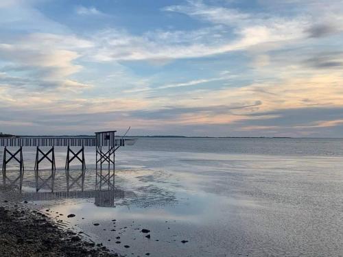 Loft 4 pers centre Châtelaillon-Plage, à deux pas de la mer et du Casino, Wi-Fi inclus - FR-1-706-26 (Loft 4 pers centre Chatelaillon-Plage, a deux pas de la mer et du Casino, Wi-Fi inclus - FR-1-706-26) in Chatelaillon-Plage