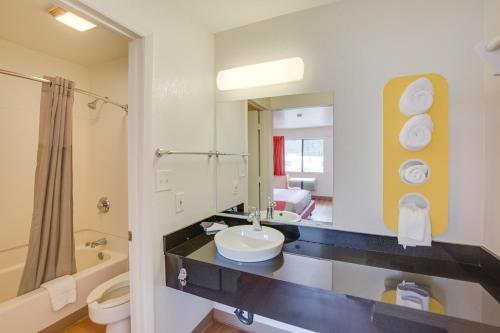 2 double beds