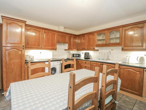 Deskford Cottage - image 9