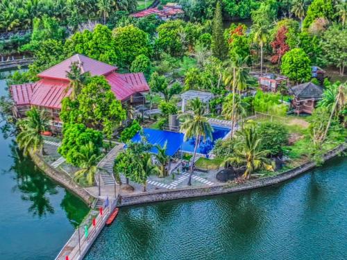 Exterior view, RiverCoves Resorts in Bulacan