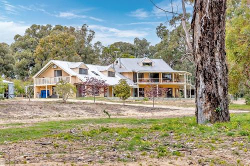 . Farm Lake Sauna Retreat Mandurah