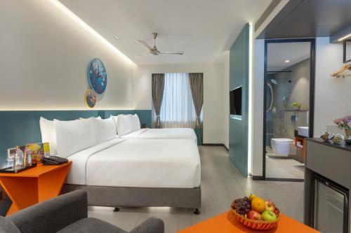 1 queen bed