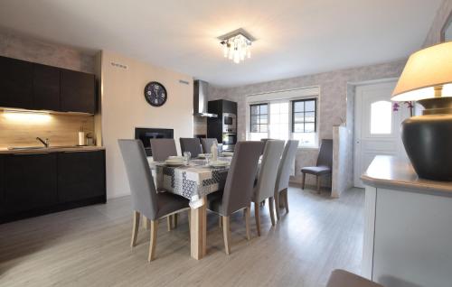 кухня, Maison Cosy Proche Mer in Lessay