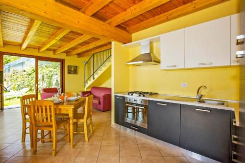 virtuve, Villa Graziosa in Trarego Vidžiona