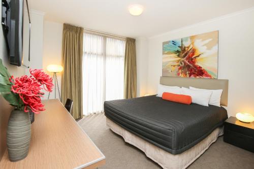 盡享安大略公寓 (Indulge Apartments Ontario) in 米爾杜拉