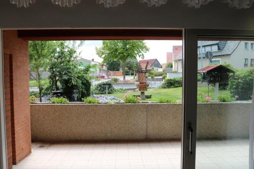 景觀, Große gut ausgestattete Ferienwohnung, barrierefrei, direkt an der A7 in 塞森