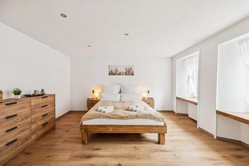ReMo I Altstadtidyll am See 1 - 6 Personen I Ruhig - Balkon - Parkplatz - nahe Bahnhof und Autobahn in Weesen, Schweiz