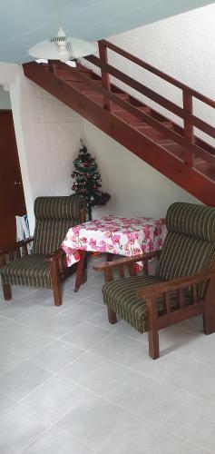 Hermosa casa con piscina en Bella Vista Piriápolis a 2 c de la playa (Hermosa casa con piscina en Bella Vista Piriapolis a 2 c de la playa) in Bella Vista