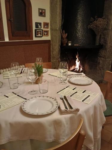 Étterem, Hostal l´Ou de Reig in San Pedro De Vilamajor