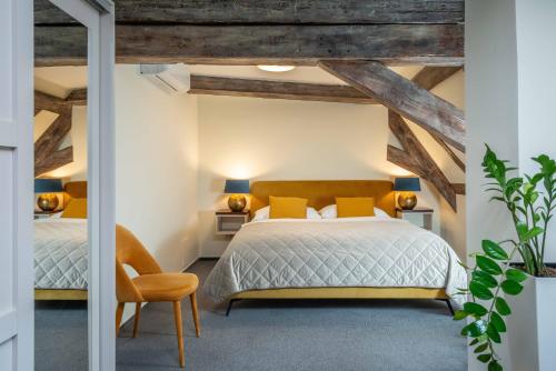 1 queen bed