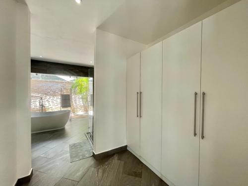 Grand Amber Villa in Mombassa