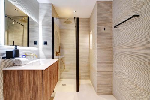Modern souplex a c 2BR 6P– Near the Louvre Museum - image 12