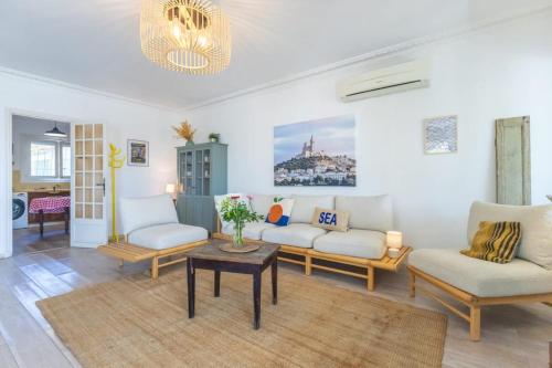 Villa vue Mer - Piscine - Climatisation - L'instant Mer gîte à louer Marseille 16