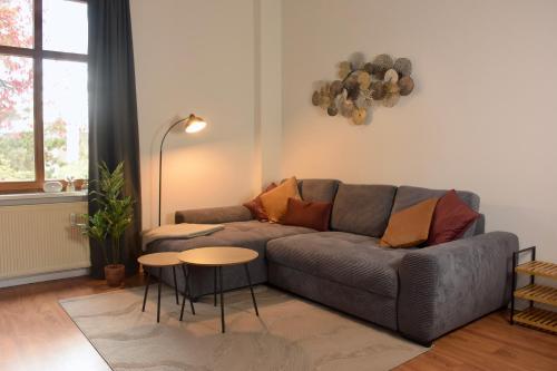 Maisonette-Apartment mit Parkplatz, Kingsize in Hellersdorf