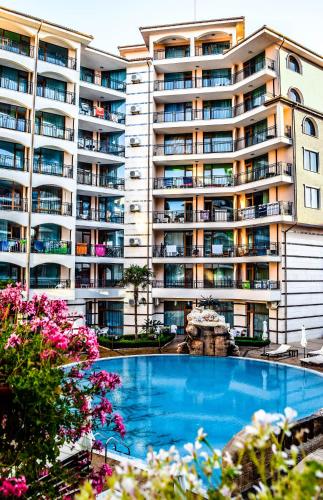 수영장, Karolina Hotel in 네세바르 시티 센터